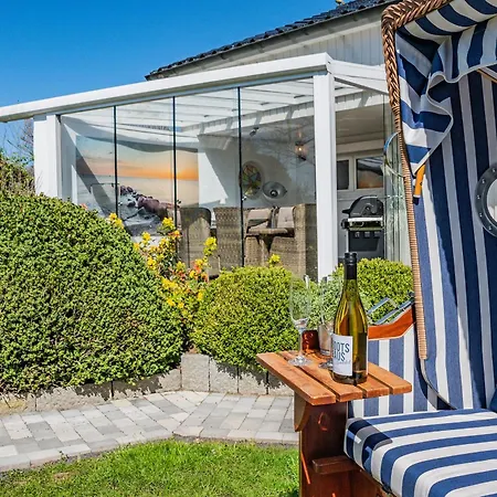 Haus Sansibar Niendorf بيت للعطل *